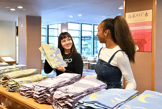 Free rental of colored yukata image