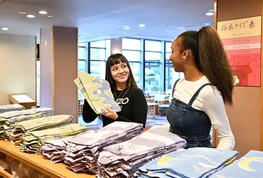 Free rental of colorful yukata (Japanese kimono)