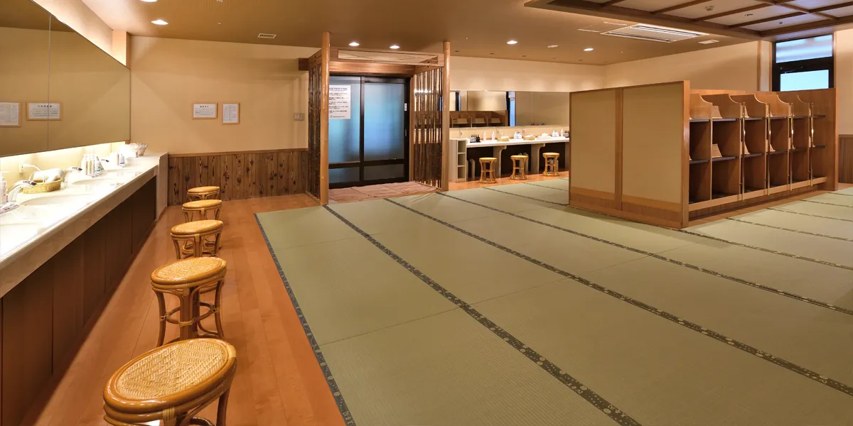 Image of the large hot spring bath 'Taikei'