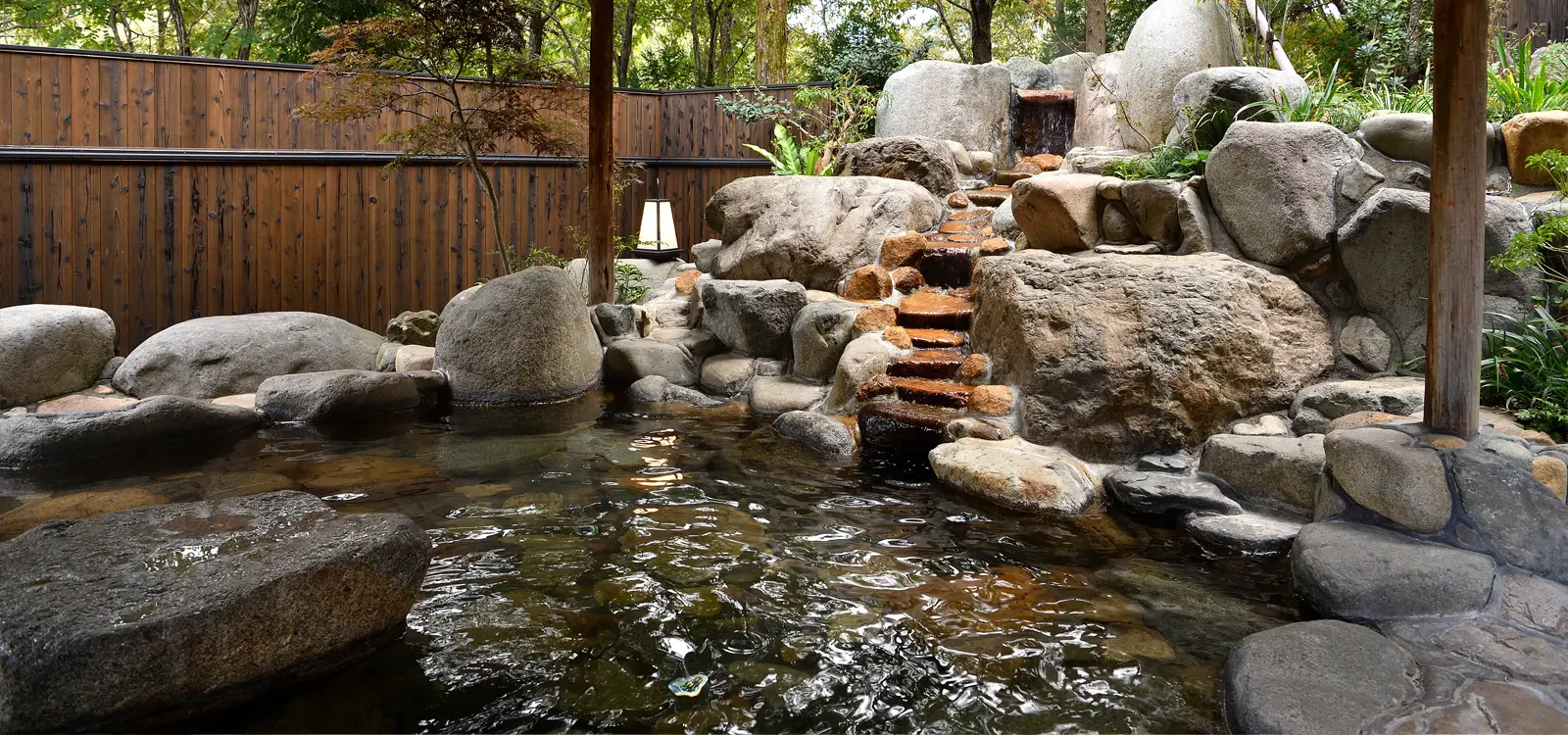 Image of an open-air garden bath
